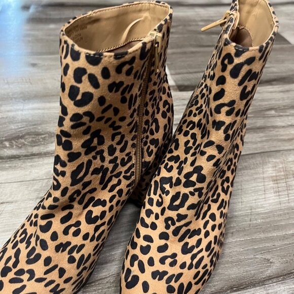 BAR III Gatlin Closed Toe Block Heel Leopard Ankle Boots Brown Women’s Size 8.5 - Picture 5 of 11